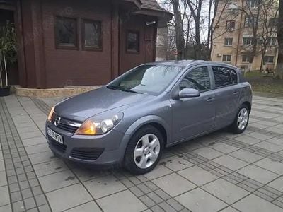 Second-hand Opel Astra 101 CP (74 kW) 2008 Hatchback
