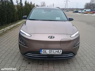 Second-hand Hyundai Kona 150 kW (204 CP) 2023 Culoaremaro SUV