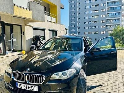 Culoarenegru Utilizat 2014 BMW 530 Comfort Edition Break | 10.999 EUR (Super Preț)