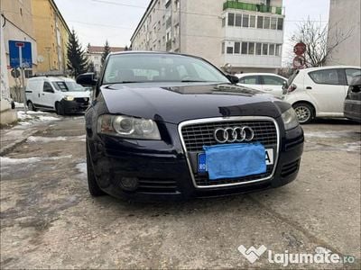 Second-hand Audi A3 Sport 140 CP (102 kW) 2005 Albastru Hatchback