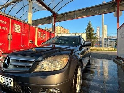 Second-hand Mercedes C220 Avantgarde 170 CP (125 kW) 2008 Culoarealbastru Break