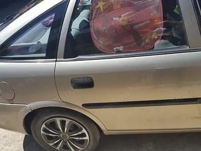 Utilizat 1999 Opel Vectra Hatchback | 1.300 EUR