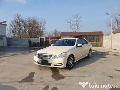 second-hand Mercedes E220 2011