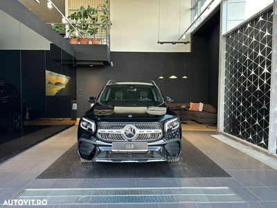 Mercedes GLB200