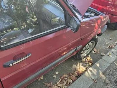 Rosu Utilizat 1992 VW Golf II Berlinǎ | 1.500 EUR