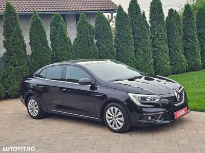 Second-hand Renault Mégane IV Life 95 CP (69 kW) 2018 Culoarenegru Berlinǎ
