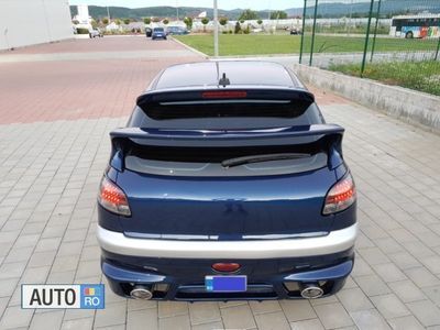 Albastru Utilizat 2002 Peugeot 206 Hatchback | 6.950 EUR