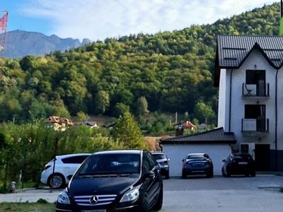 Mercedes B200