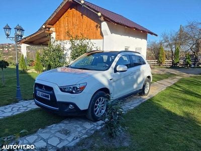 Second-hand Mitsubishi ASX Instyle 150 CP (110 kW) 2012 Culoarealb SUV