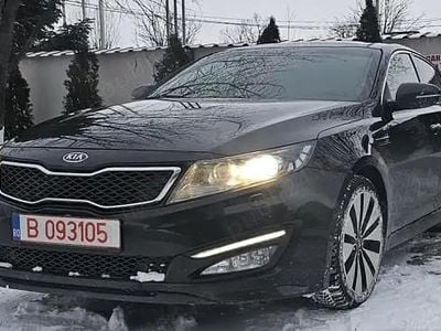 Second-hand Kia Optima 137 CP (100 kW) 2012 Negru Berlinǎ