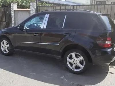 Utilizat 2007 Mercedes ML280 SUV | 4.950 EUR