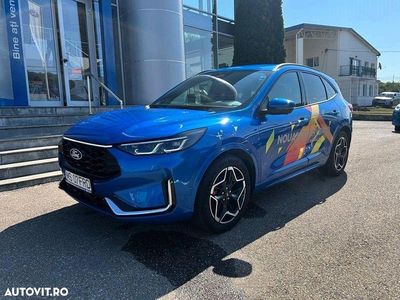 Culoarealbastru Utilizat 2024 Ford Kuga SUV | 29.040 EUR