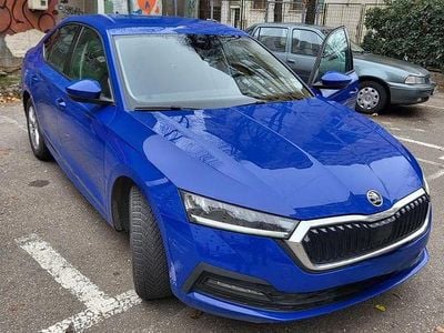 Culoarealbastru Utilizat 2020 Skoda Octavia Ambition Berlinǎ | 17.000 EUR (Preț OK)