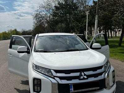 Culoarealb Second-hand 2020 Mitsubishi ASX Invite SUV | 15.499 EUR