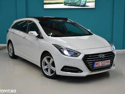 Second-hand Hyundai i40 Premium 141 CP (103 kW) 2016 Culoarealb Break