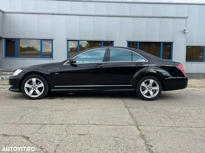 second-hand Mercedes S350 CDI 4M BlueTEC Aut 2011 · 412 000 km · 2 987 cm3 · Diesel