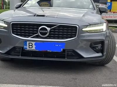 Second-hand Volvo S60 250 CP (183 kW) 2019 Gri Berlinǎ