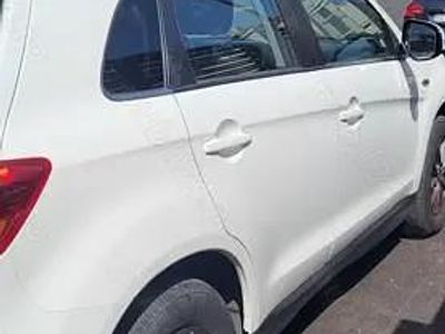 Second-hand Mitsubishi ASX Intense 150 CP (110 kW) 2015 Alb SUV