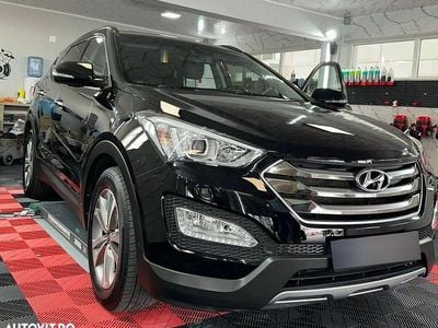 Second-hand Hyundai Santa Fe 200 CP (147 kW) 2015 Culoarenegru SUV