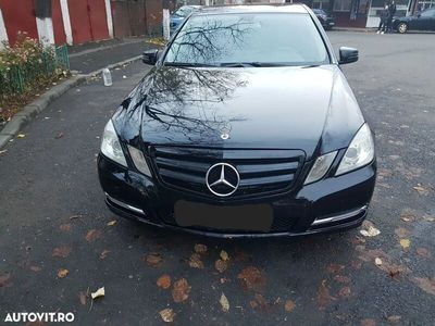 Mercedes E200