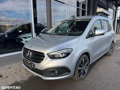 Second-hand Mercedes T180 Progressive 116 CP (85 kW) 2025 Culoareargint Monovolum