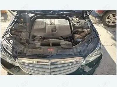 Second-hand Mercedes E220 170 CP (125 kW) 2015 Berlinǎ