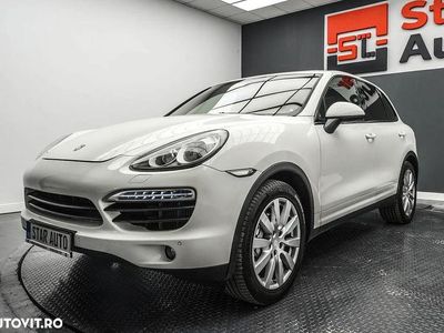 Second-hand Porsche Cayenne 240 CP (176 kW) 2012 Alb SUV