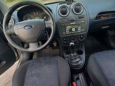 Second-hand Ford Fiesta 80 CP (58 kW) 2006 Hatchback