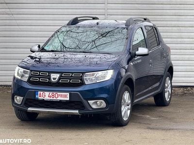 Second-hand Dacia Sandero Prestige 90 CP (66 kW) 2019 Culoarealbastru
