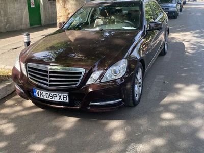 Mercedes E220