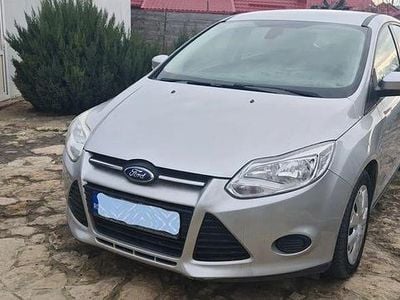 Second-hand Ford Focus Trend 115 CP (84 kW) 2013 Argint Hatchback