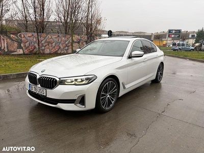 Culoarealb Utilizat 2023 BMW 530 Comfort Edition Berlinǎ | 38.700 EUR (Preț OK)