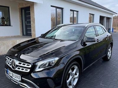 Mercedes GLA220