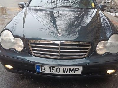 Utilizat 2003 Mercedes A220 Break | 1.900 EUR