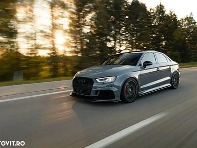 Culoaregri Utilizat 2018 Audi RS3 Berlinǎ | 59.900 EUR