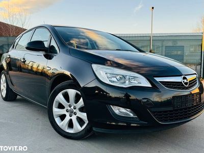 second-hand Opel Astra 1.3 CDTI Elegance