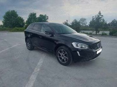 Second-hand Volvo XC60 Ocean Race 190 CP (139 kW) 2015 Negru SUV