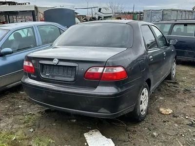 Utilizat 2008 Fiat Albea Berlinǎ | 400 EUR