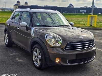 Culoaremaro Utilizat 2013 Mini Cooper D Countryman SUV | 7.499 EUR