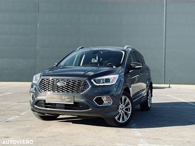 Second-hand Ford Kuga Vignale 150 CP (110 kW) 2017 Culoaregri SUV