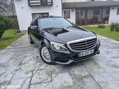 Second-hand Mercedes C220 170 CP (125 kW) 2015 Culoarenegru Berlinǎ