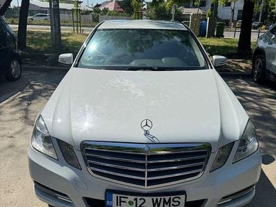 Mercedes E200