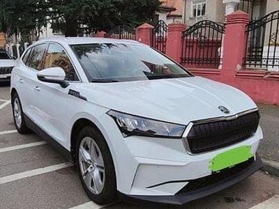 Culoarealb Utilizat 2022 Skoda Enyaq iV SUV | 32.500 EUR (Preț bun)