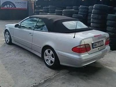 Argintiu Utilizat 2001 Mercedes CLK230 | 5.900 EUR