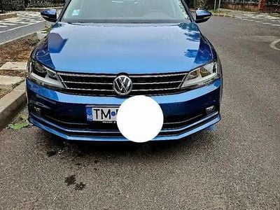 Second-hand VW Jetta 105 CP (77 kW) 2018 Albastru Berlinǎ
