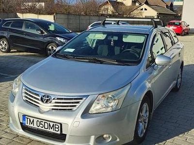Second-hand Toyota Avensis 126 CP (92 kW) 2011 Culoareargint Break