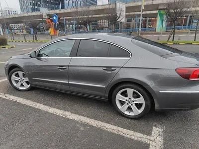 Second-hand VW Passat 150 CP (110 kW) 2016 Gri Berlinǎ
