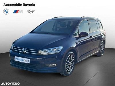 Second-hand VW Touran Highline 150 CP (110 kW) 2023 Culoarealbastru Monovolum