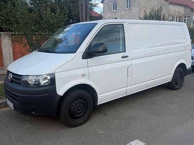 Second-hand VW Transporter 140 CP (102 kW) 2011 Culoarealb Van