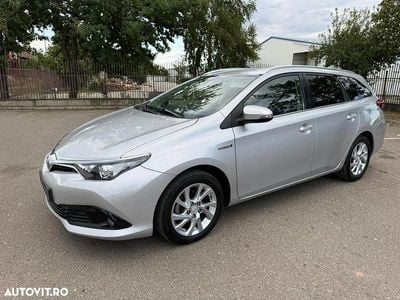 Toyota Auris Hybrid